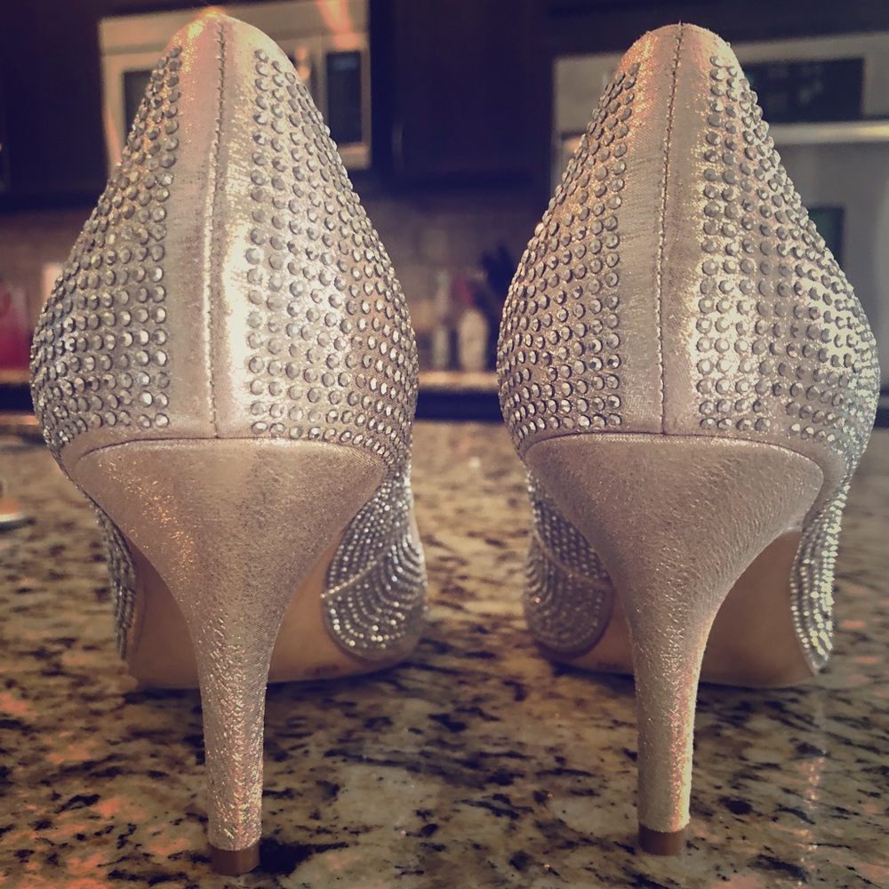 INC (Macy’s) Gold Heels - Picture 2 of 5